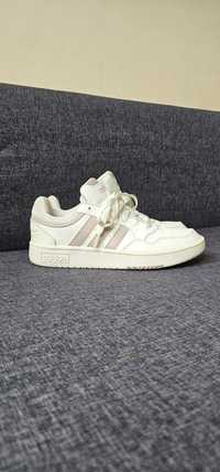 ADIDAS HOOPS kremowe, rozm.40 i 2/3