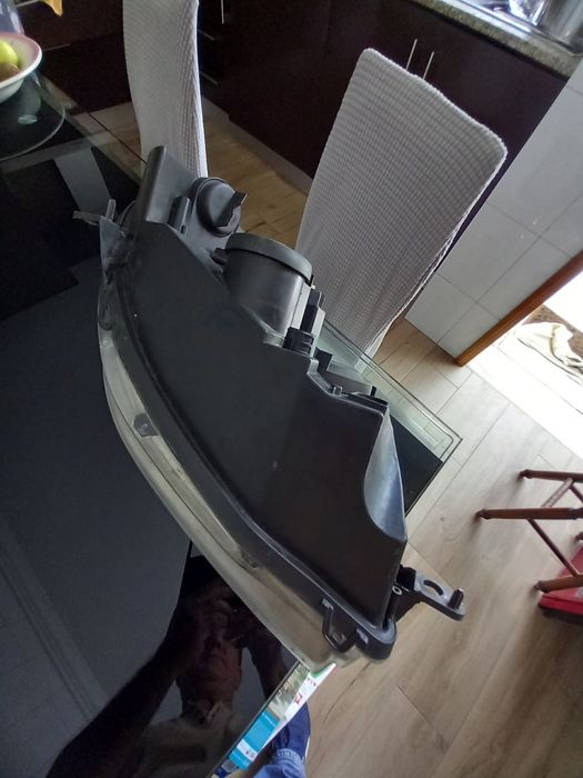Peças automóveis