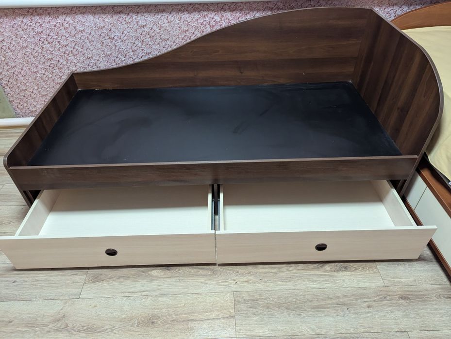 Кровать дитяча полуторна