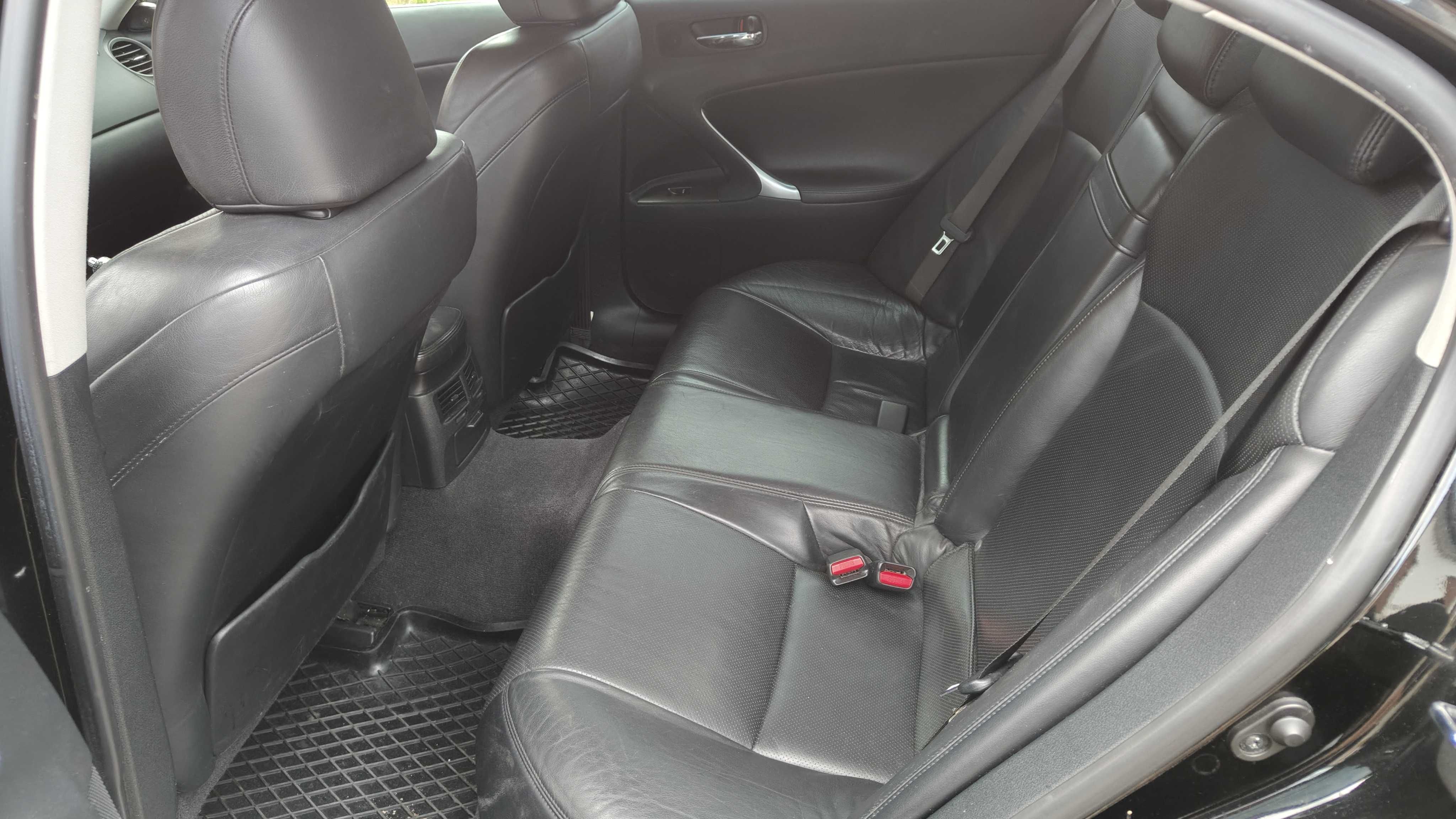 Lexus IS220d Bogata wersja