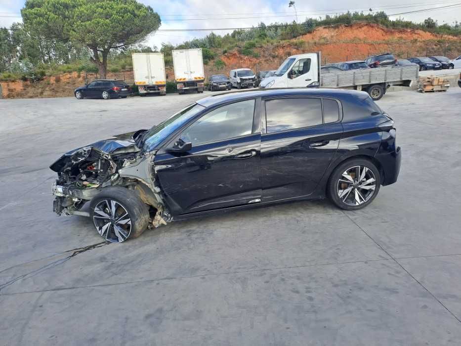 Peugeot 308  1.2 PureTech 130, 2024