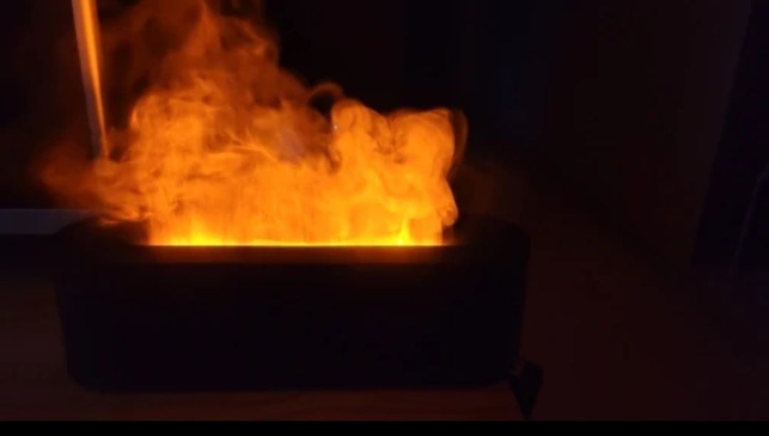 Nawilżacz powietrza dyfuzor aromoterapia kominek płomień
