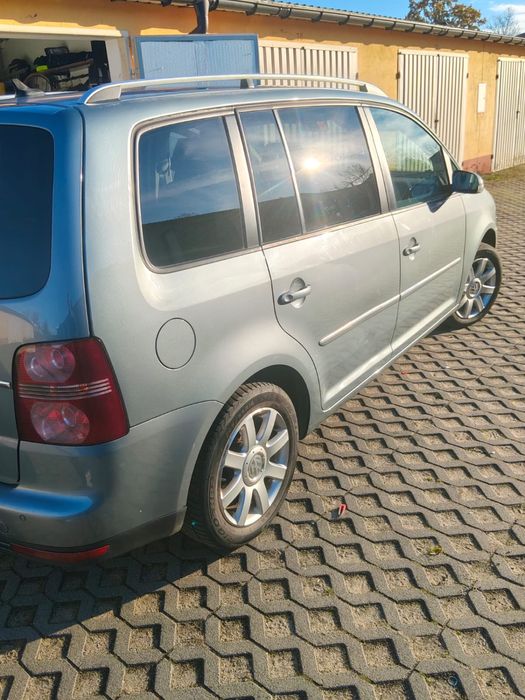 Volkswagen Touran 2.0 TDI Automat • 2007 r.