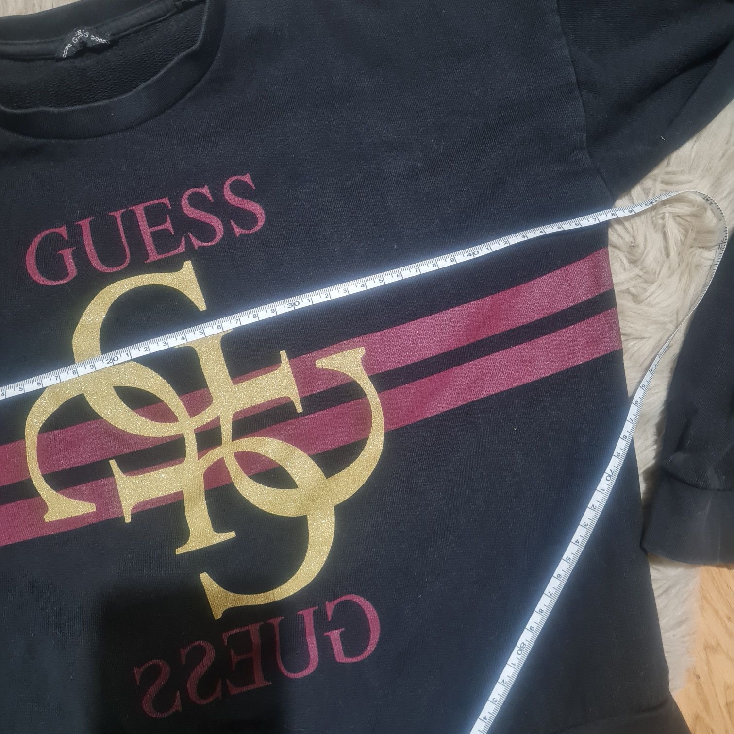 Guess czarna bluza z dużym złotym logo r. XS S crop top