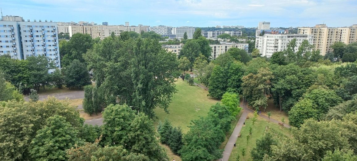 Duża kawalerka Sadyba Mokotów z widokiem na park