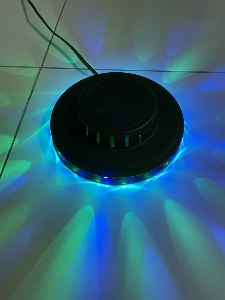 Imprezowa lampa LED RGB