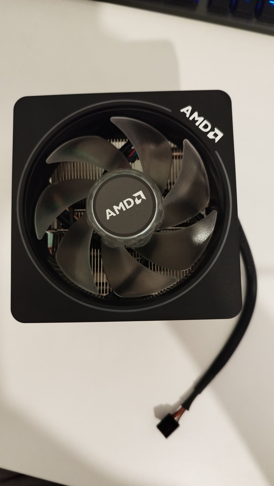 Cooler AMD Ryzen 7 7700