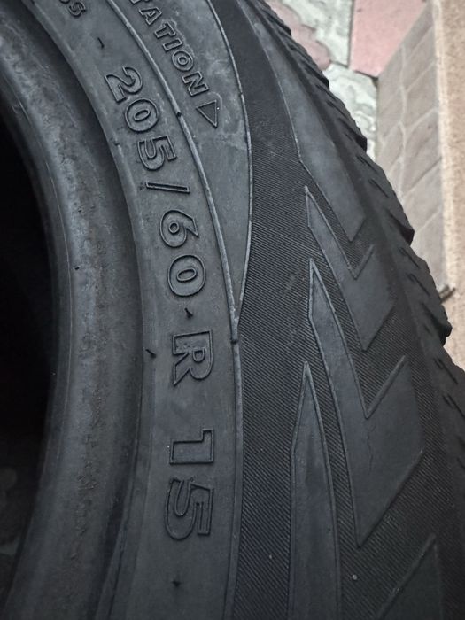 205 60 15 Nokian пара зимняя резина 205/60R16 зима