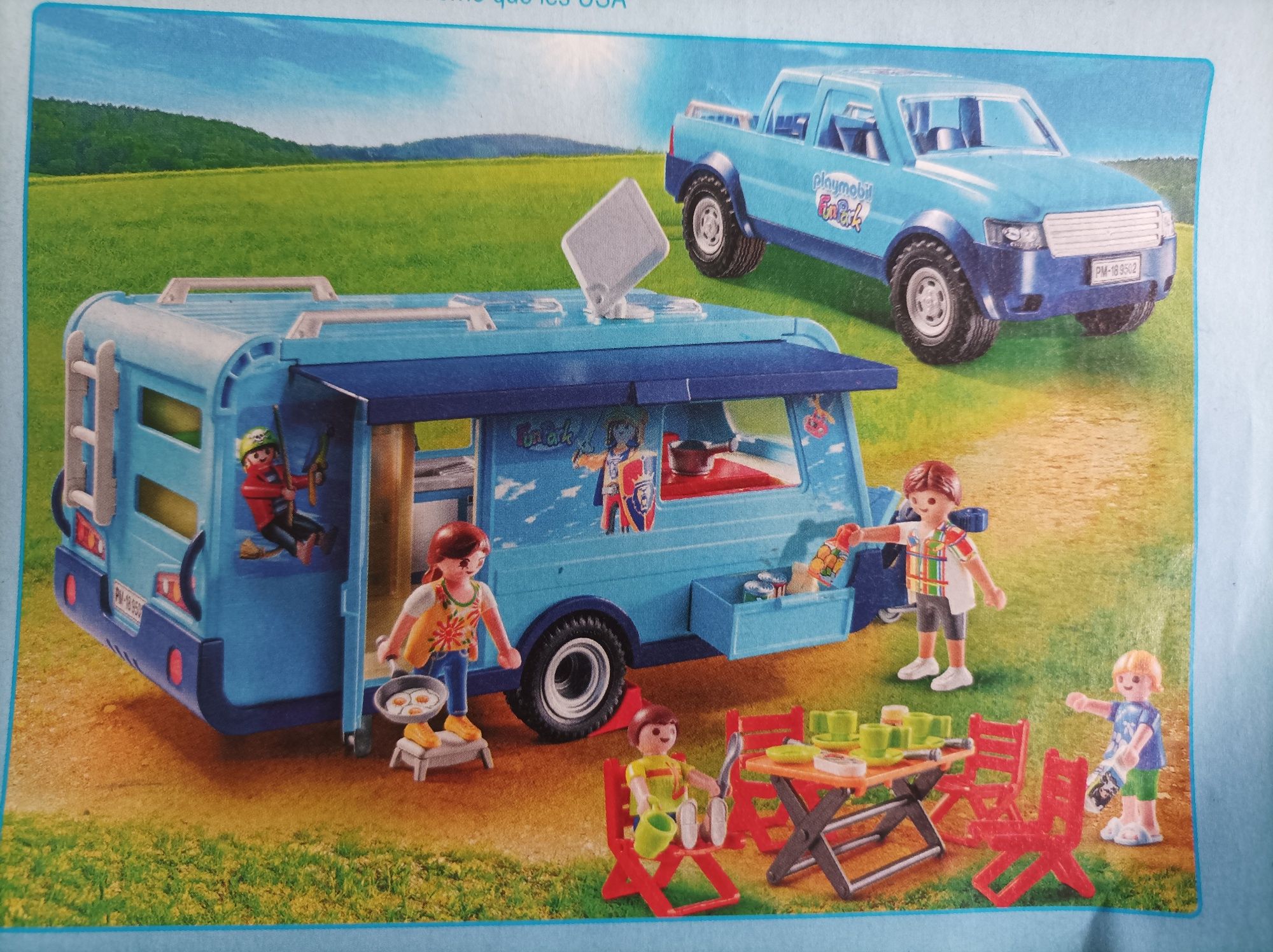 Kamper Pickup z przyczepą Playmobil