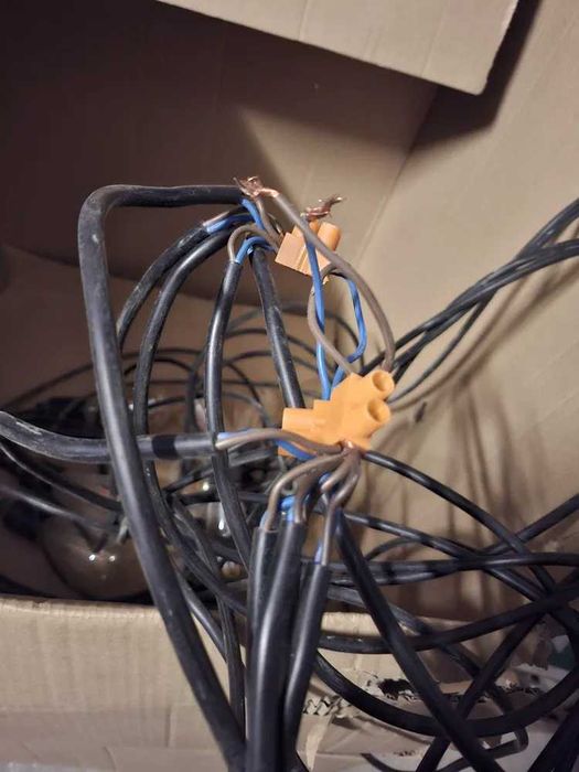 Lampy wiszące w stylu pająk. 10 ramion. Żarówki w komplecie.