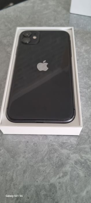 Продам IPhone 11 64gb