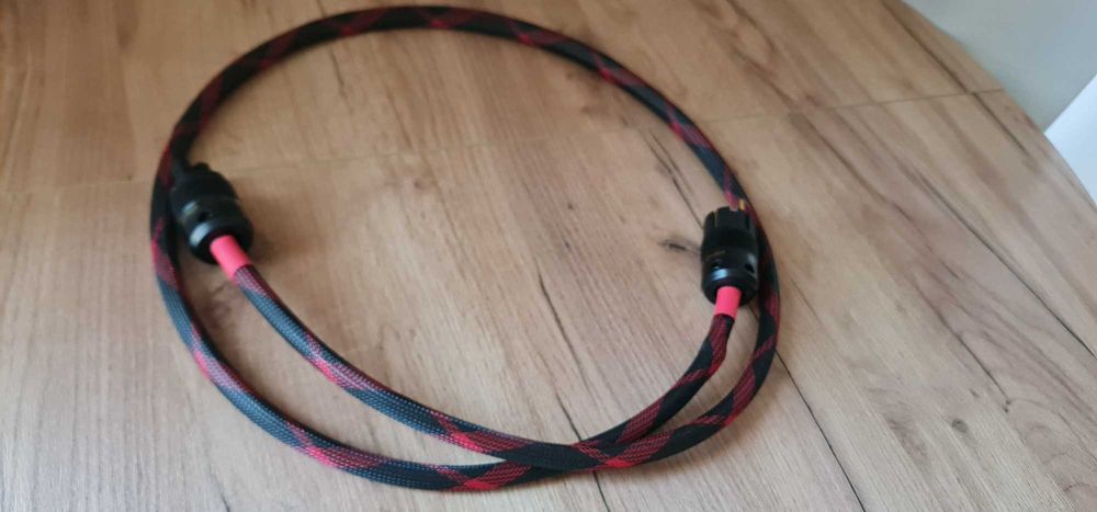 1 ARC ARROW SE- jak nowy- kilkanaście godzin używany