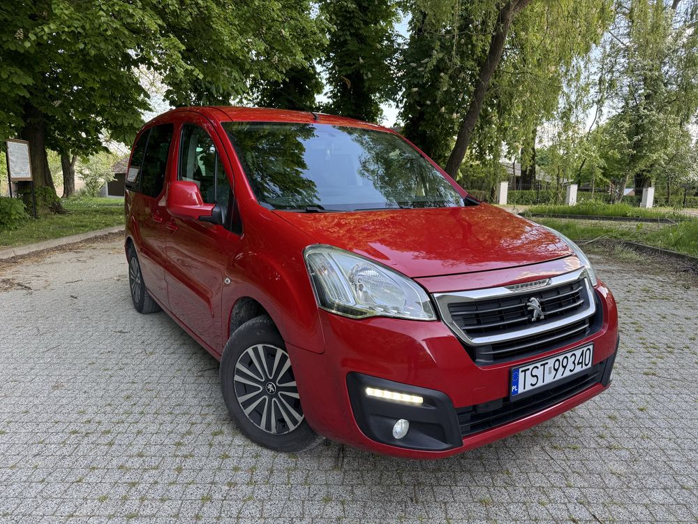 Peugeot Partner Teepe 1.6HDI 2016 LED KLIMA Prywatne auto