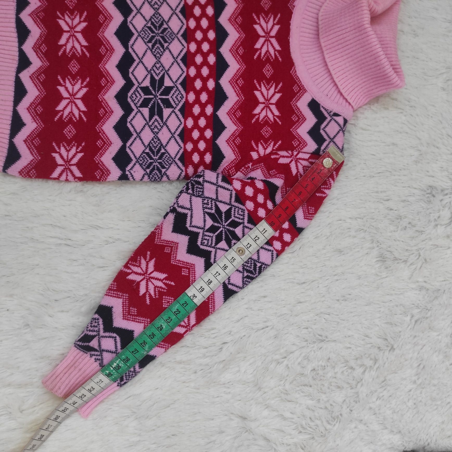 Свитер для девочки красный розовый норвежский рисунок снежинки