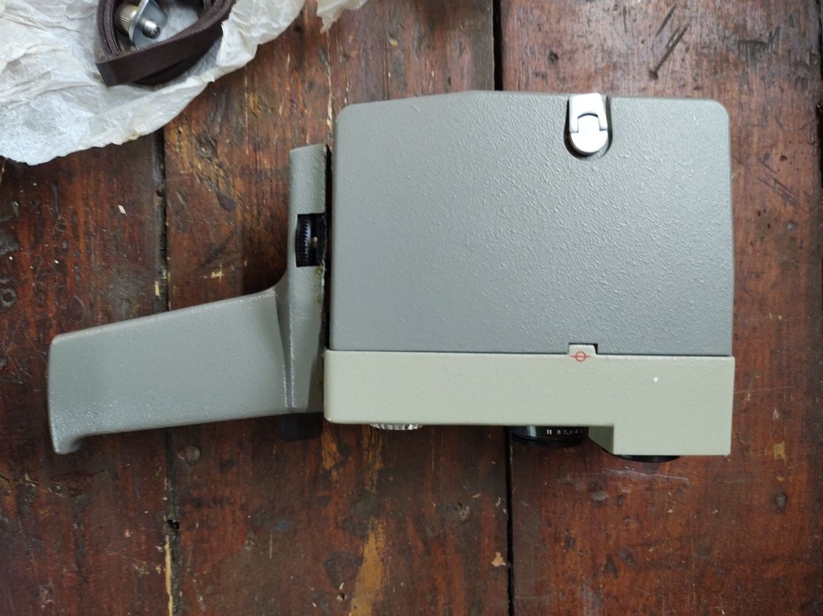 Kamera Aurora Super 2x8 ob. T-51 z futerałem