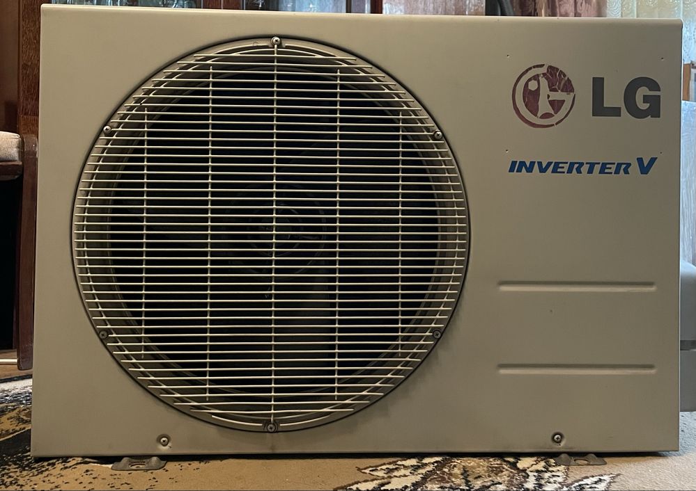 Кондиціонер LG A 12 AW 1