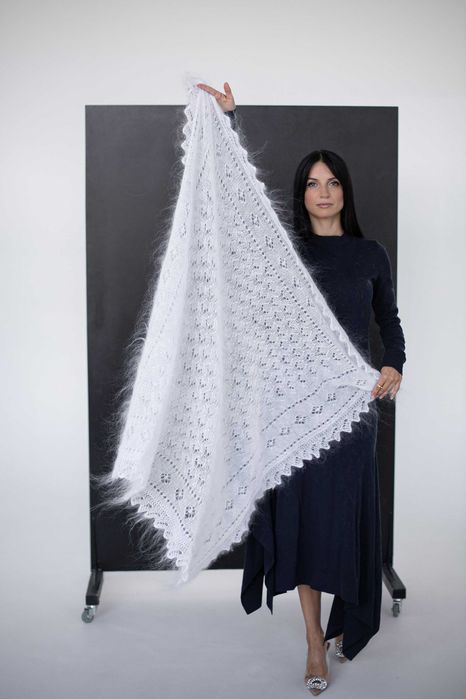 Chusta bogata i elegancka – Handmade z naturalnej wełny koziej