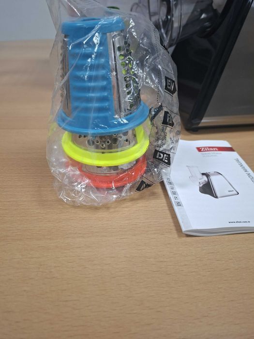 Elektryczna tarka do warzyw Zilan 3 w 1 200 W szatkownica