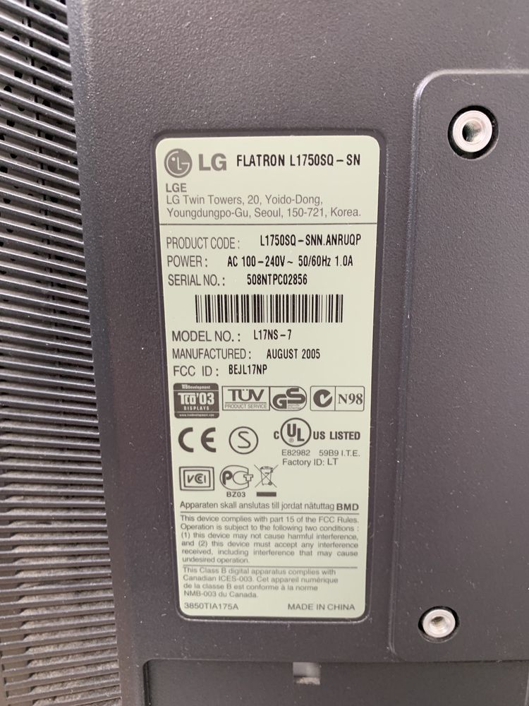 Монитор 17 дюймов LG экран дисплей