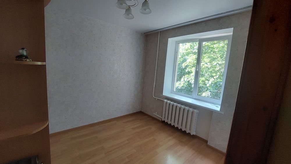 Продам 4х ком кв .центр города