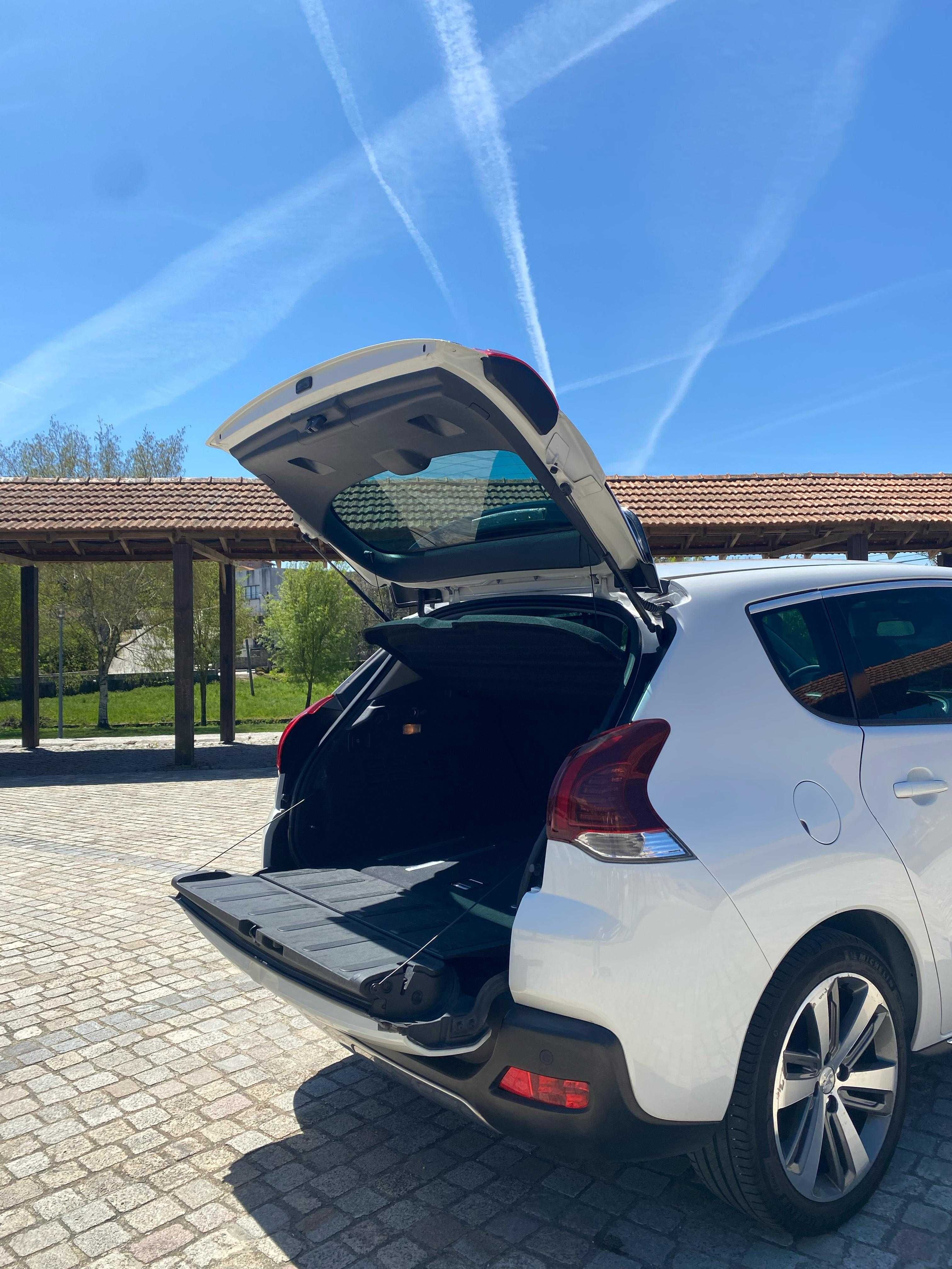 Peugeot 3008 Hybrid4