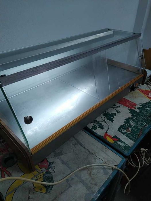 Vitrine expositora aquecida