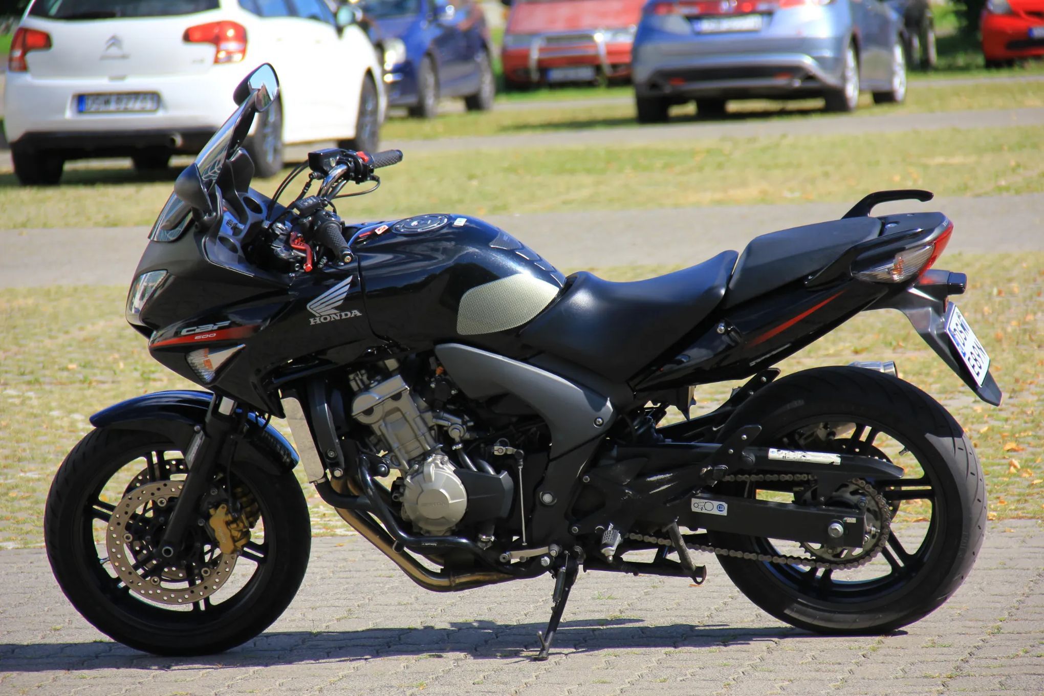 Honda CBF Honda CBF 600 SA- Salon PL, serwisowana, ABS, dużo dodatków
