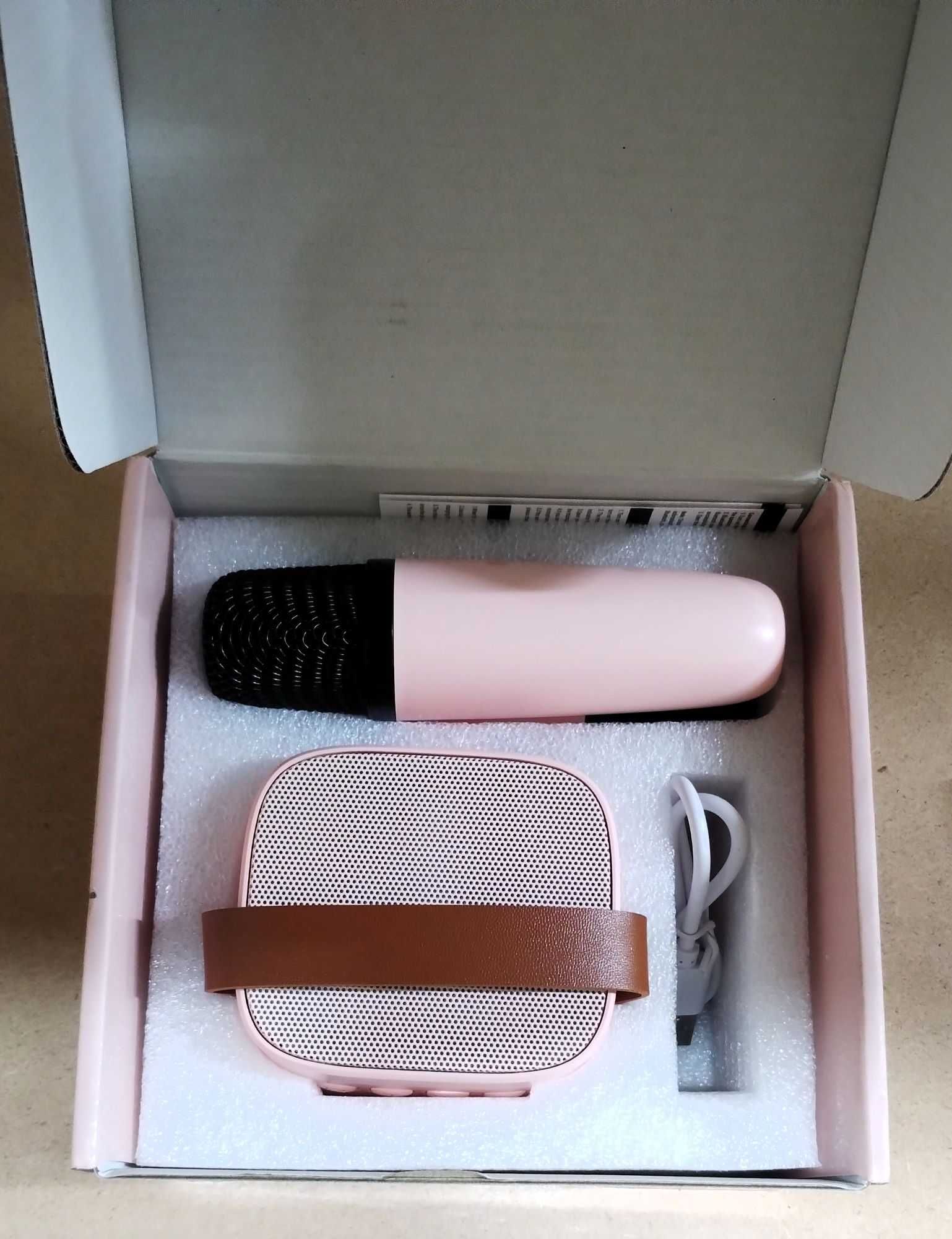 Mini Zestaw do Karaoke, Głośnik Stereo Bluetooth z 2 Mikrofonami RGB