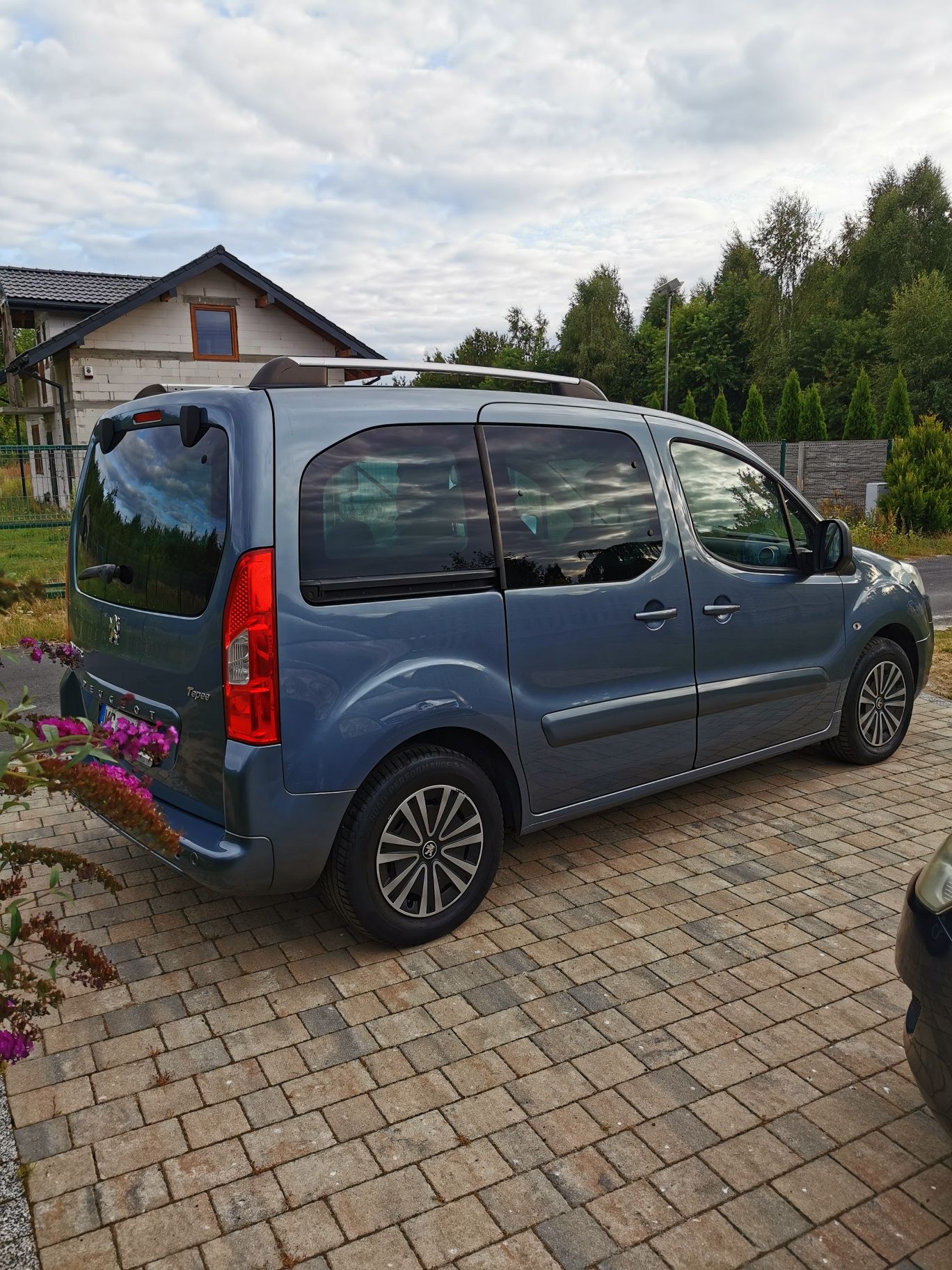 Peugeot partner tepee 1.6hdi panorama kllima