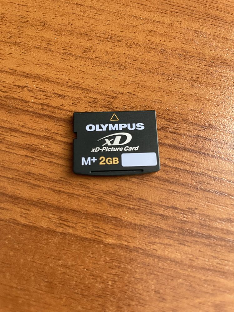 Oryginalną karta pamięci Olympus xD Picture Card 2 GB