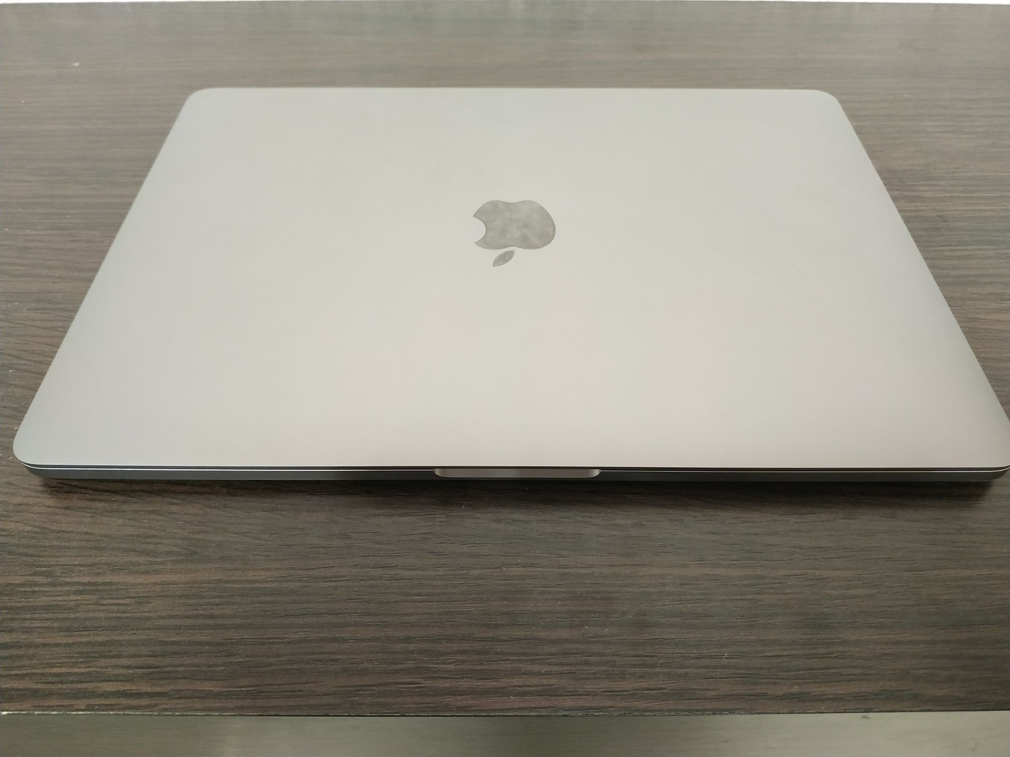 Macbook Pro “13” 2019 Space Gray . Полный комплект.