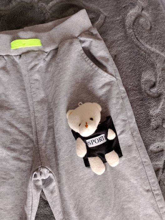 Spodnie chłopięce 122 nowe