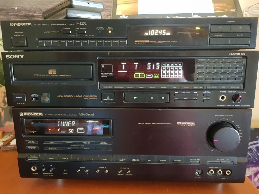 Conjunto HI-FI Pioneer com comandos originais