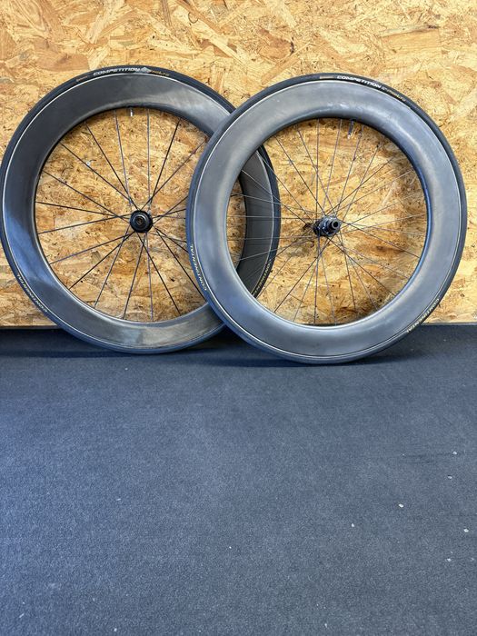 Koła Szosa Triathlon  Giant SLR Race 68/76 MM Carbon Disc DT Swiss