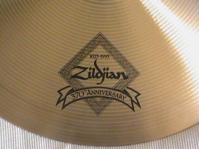 Zildjian Avedis 370th Aniversary 20 Médium Ride - NOVO