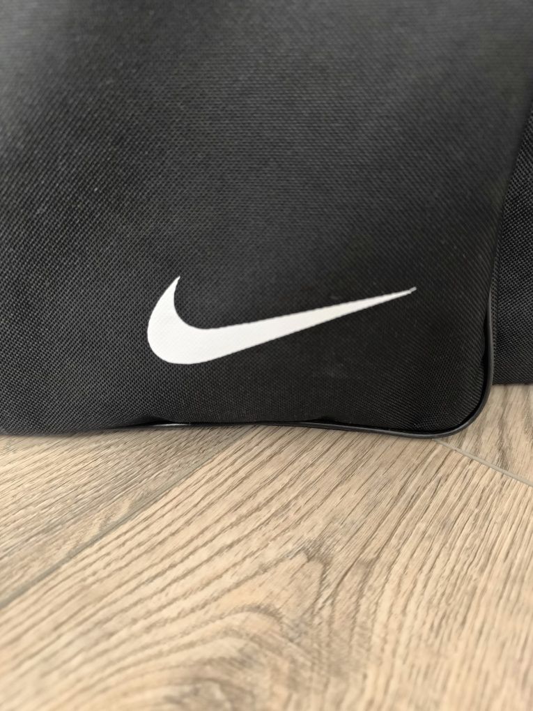Сумка дорожня 68см велика спортивна Nike