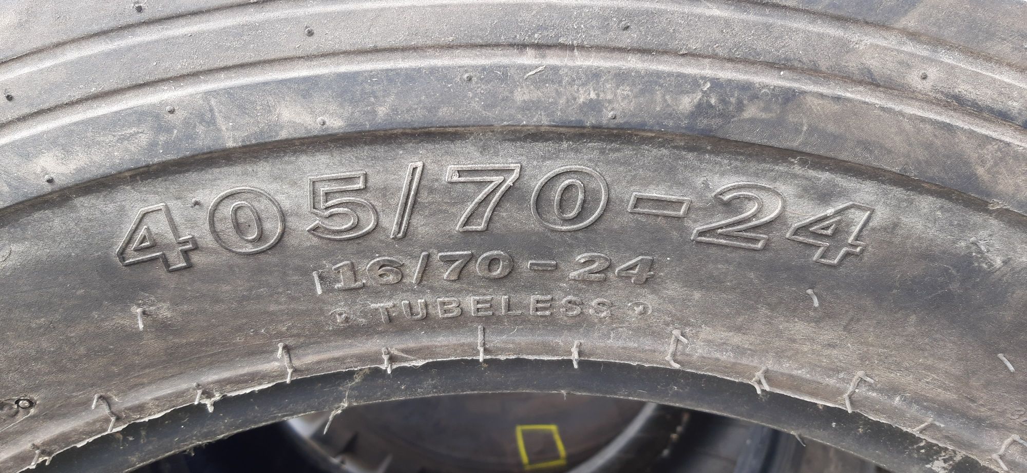 405/70-24 ; 405/70/24