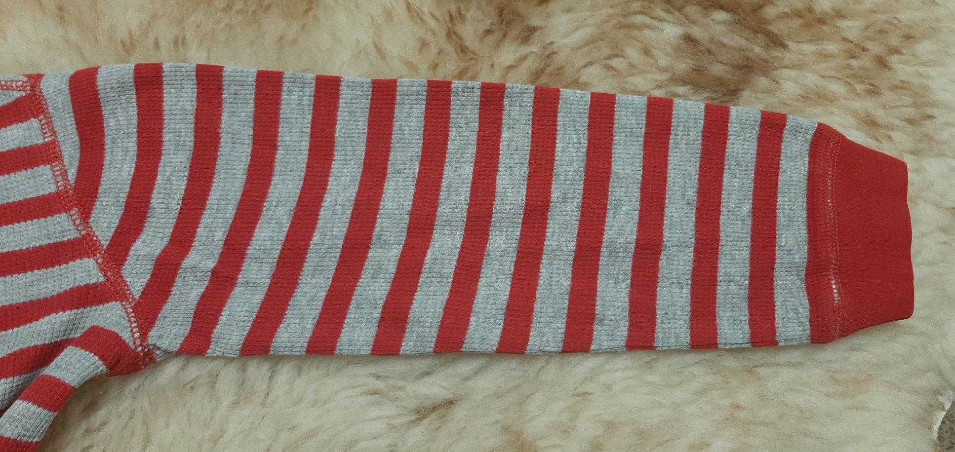 Szeroka bluzka w paseczki gruby splot 6l carter's
