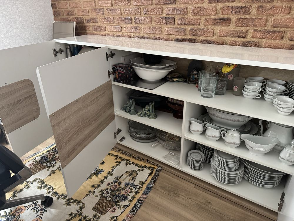 Conjunto mesa e aparador (sala de jantar)