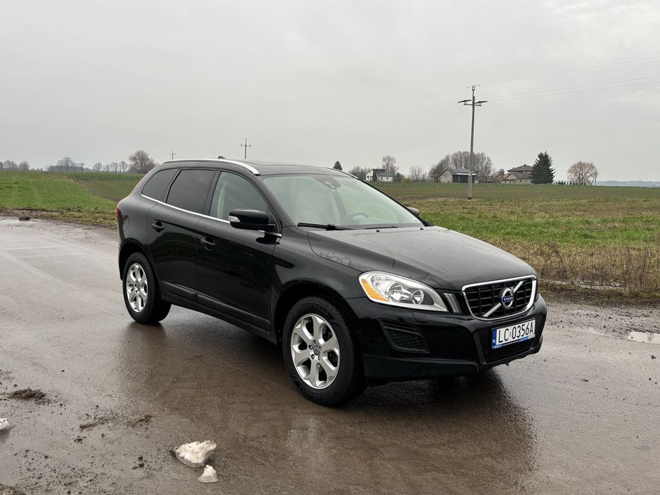 Volvo xc60 3.2 awd 243km