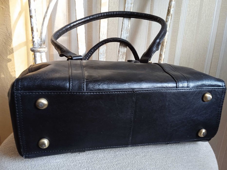 Женская кожаная сумка