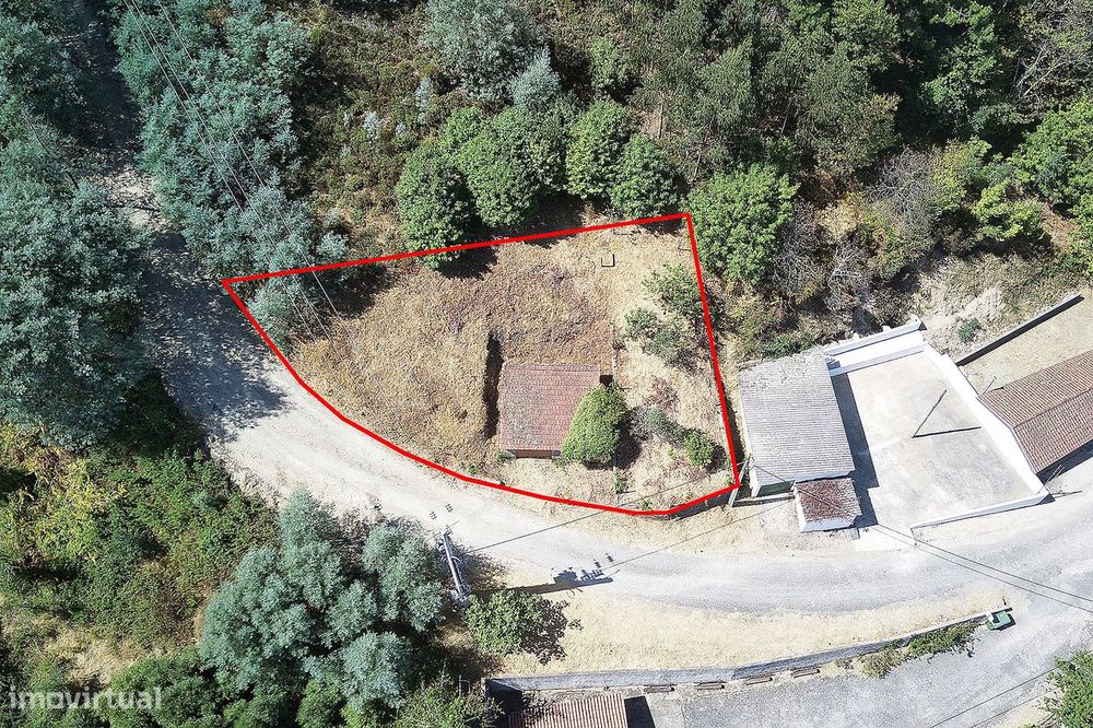 Terreno Urbano em Cimo de Alvém-Góis