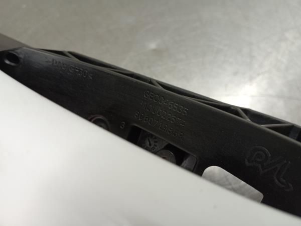 Puxador porta frente esquerda RENAULT Clio V (BF_)