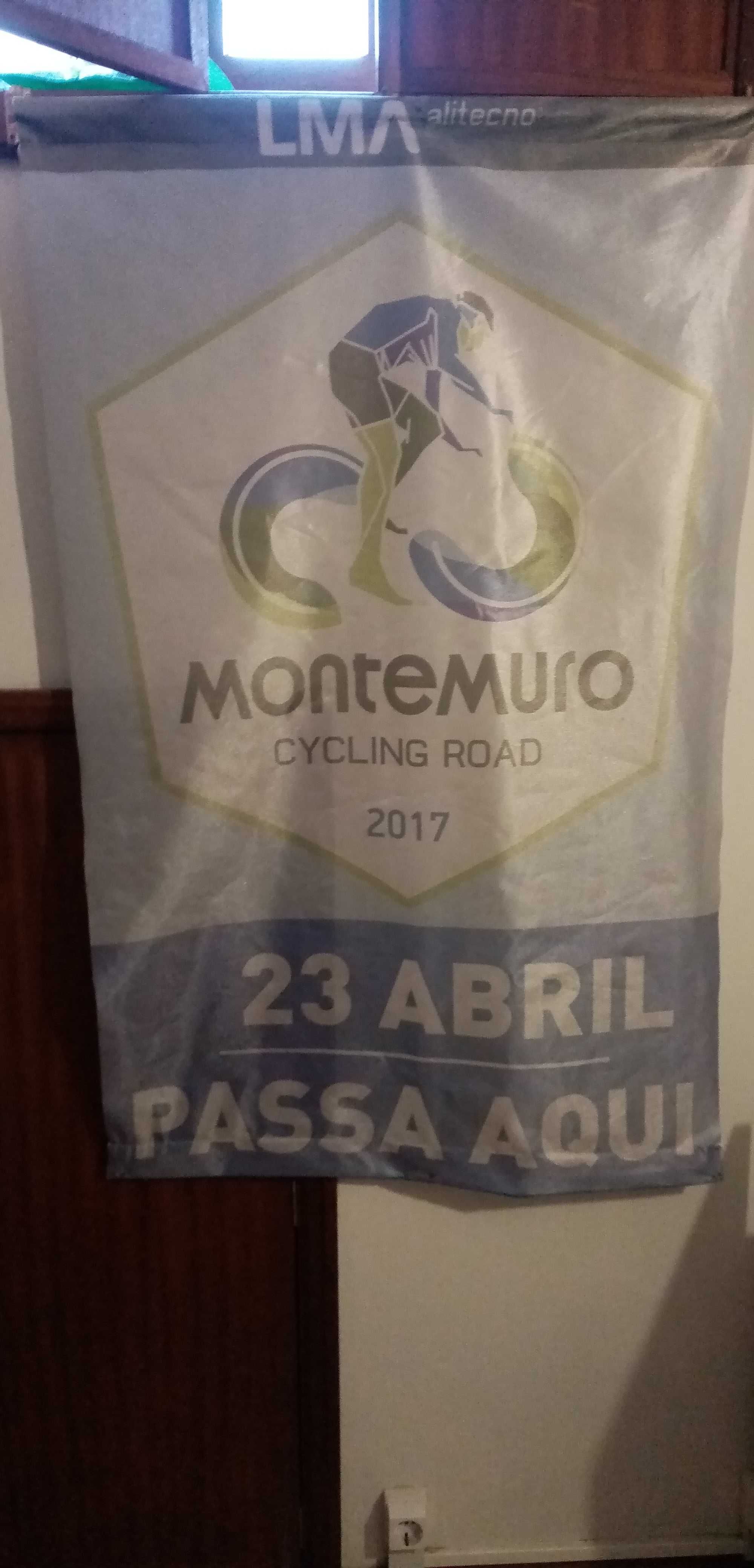 Cartaz publitario de corrida de bicicletas