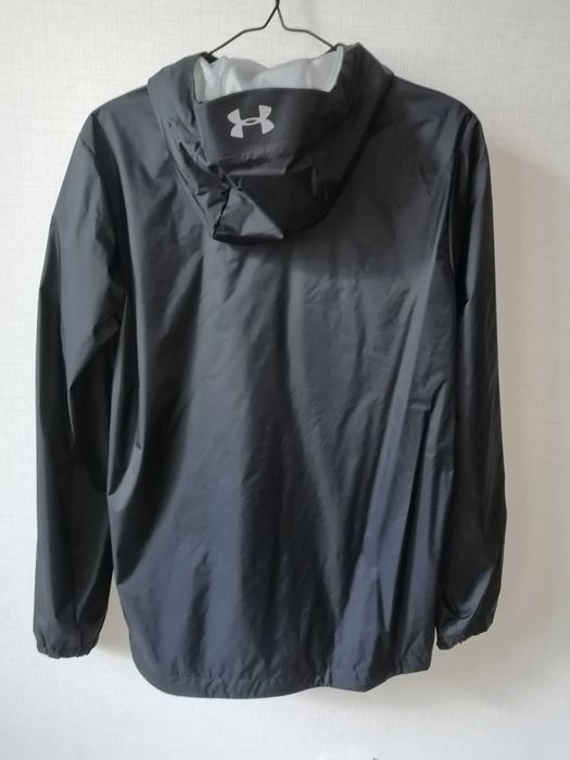 Чоловіча куртка вітровка Under Armour size S