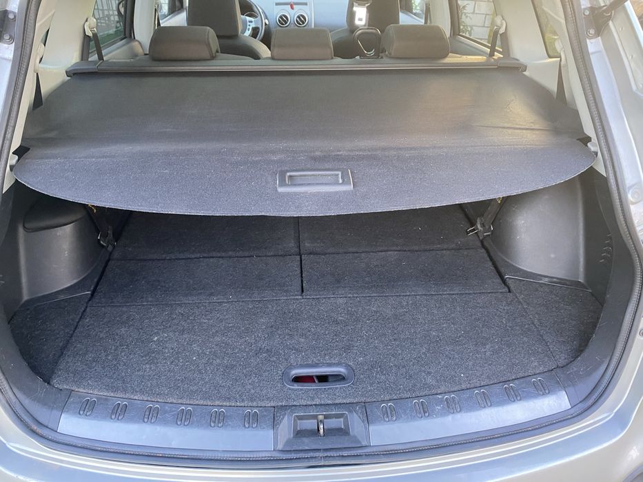 Продам Nissan Qashqai + 2