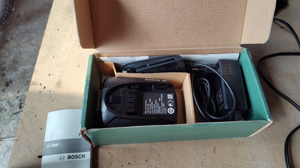 Bosch starter set ładowarka bateria ogrodowe