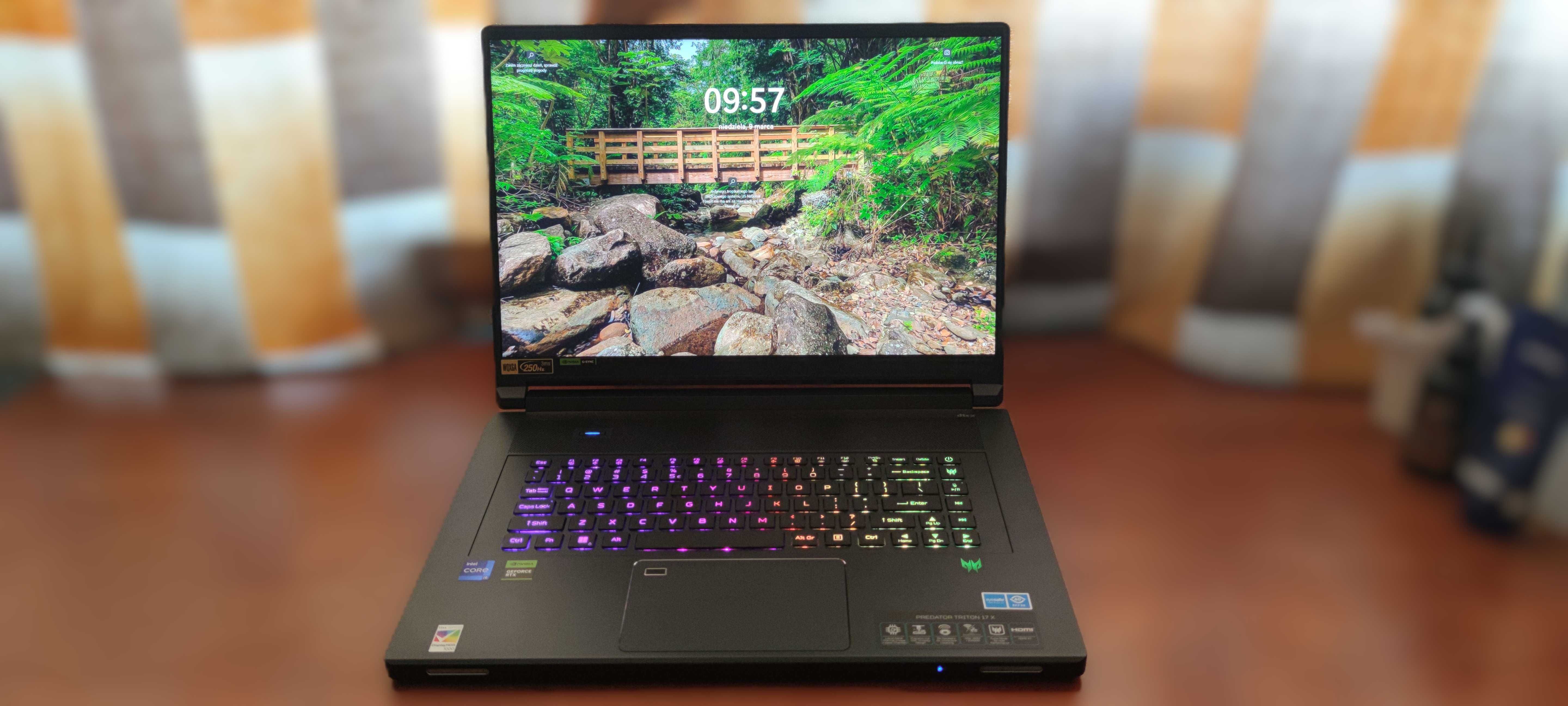 Laptop PREDATOR Triton 17X 17" 250Hz i9 64GB RAM 2TB RTX 4090
