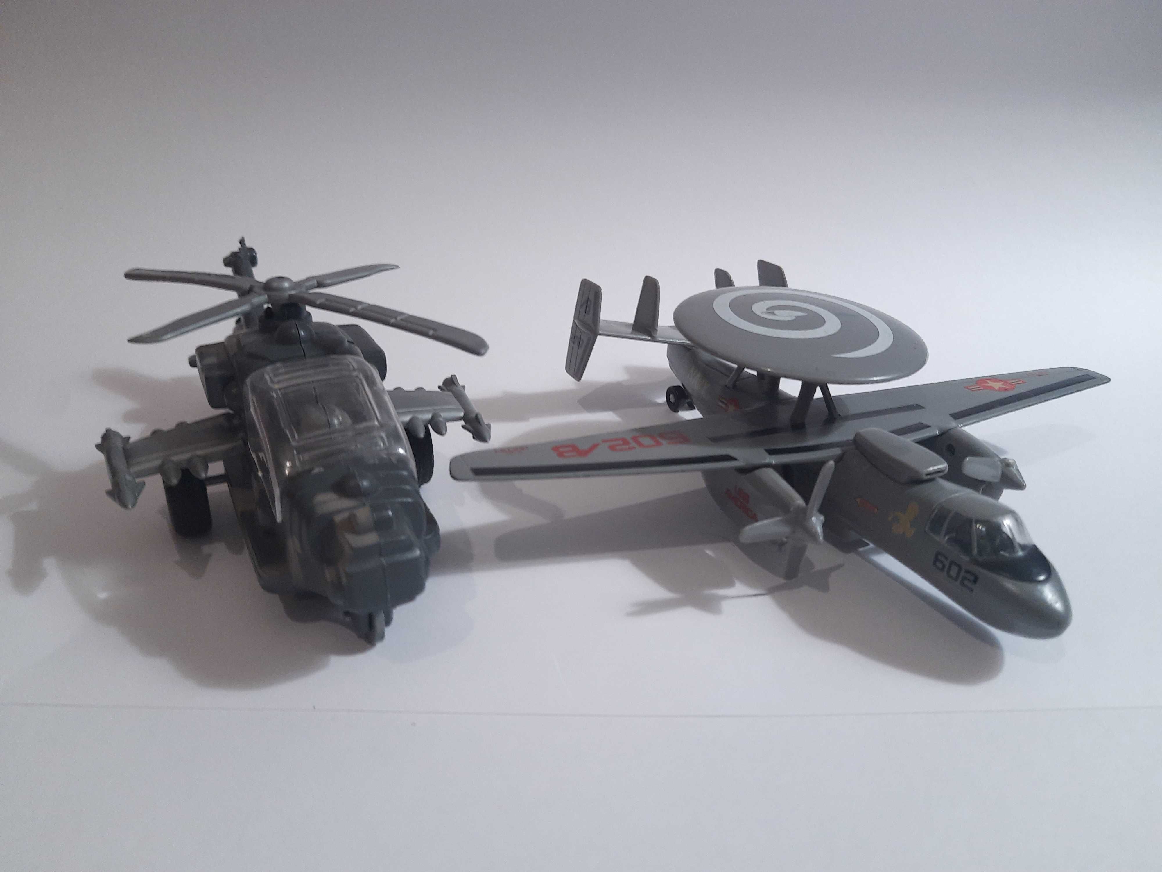 Zabawka helikopter i samolot interaktywne