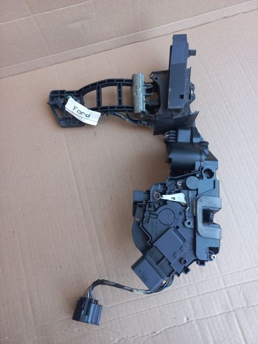 Zamek drzwi prawy przód ford mondeo s-max galaxy 8s7a-a21812-ca